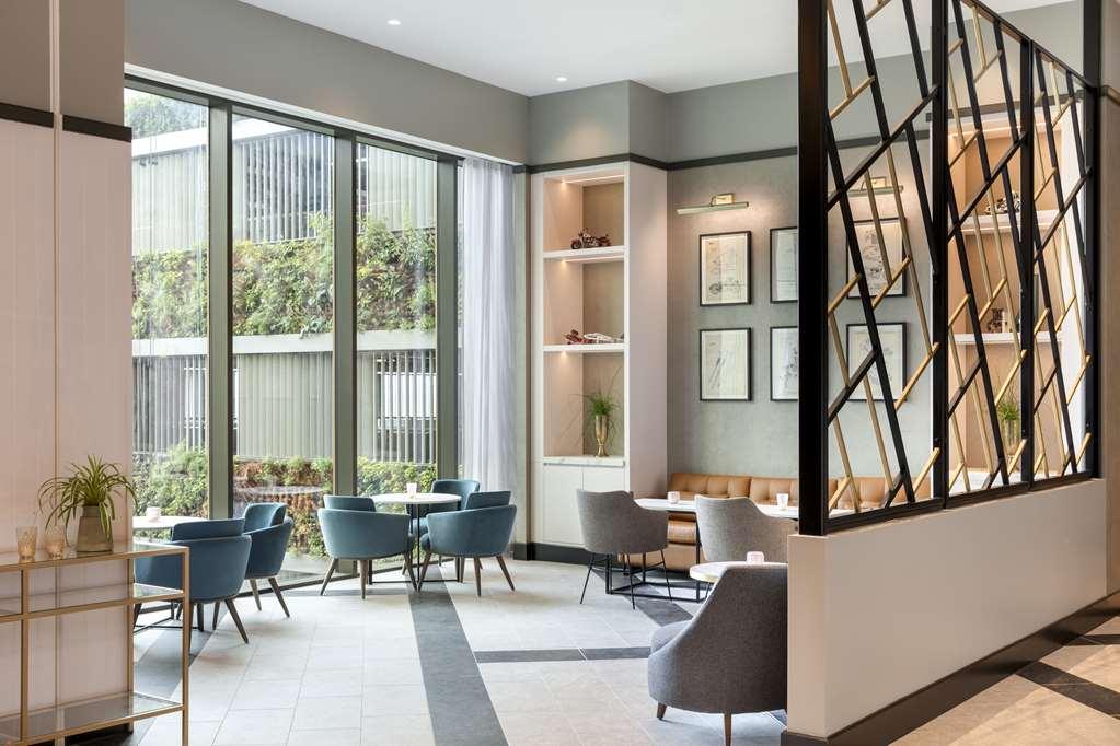 Hilton Woking Hotell Restaurang bild
